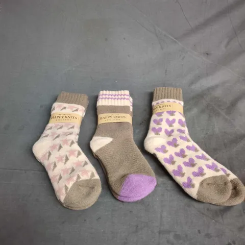 HAPPY KNITS WOOL SOCKS – SET OF 3 PAIRS IN ASSORTED PATTERNS AND COLOURS