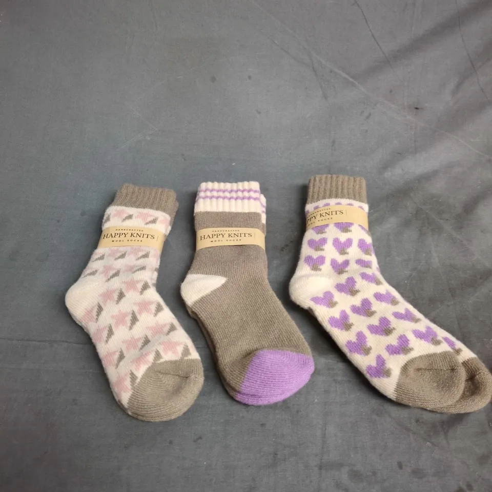 HAPPY KNITS WOOL SOCKS – SET OF 3 PAIRS IN ASSORTED PATTERNS AND COLOURS