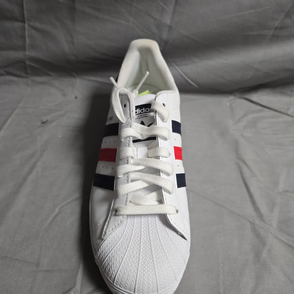 UNBOXED PAIR OF ADIDAS SUPERSTAR - UK SIZE 8.5