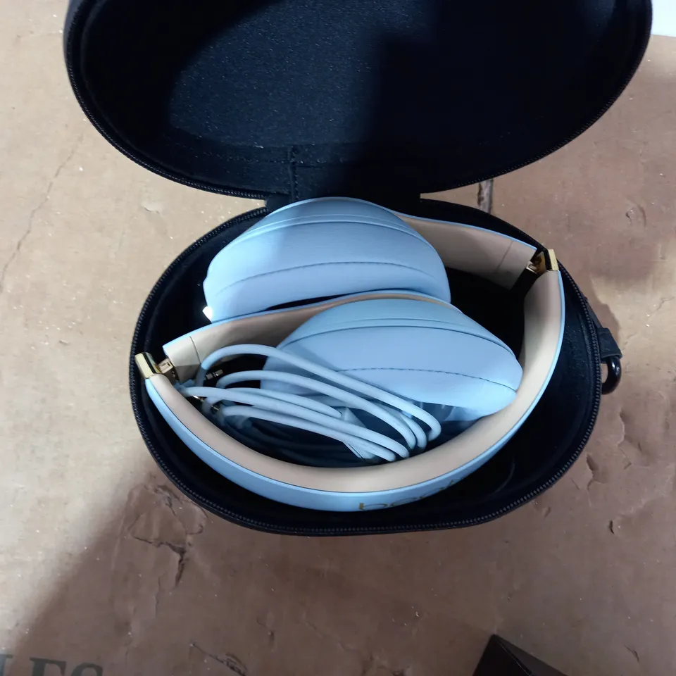 BEATSSTUDIO 3 WIRELESS HEADPHONES - CRYSTAL