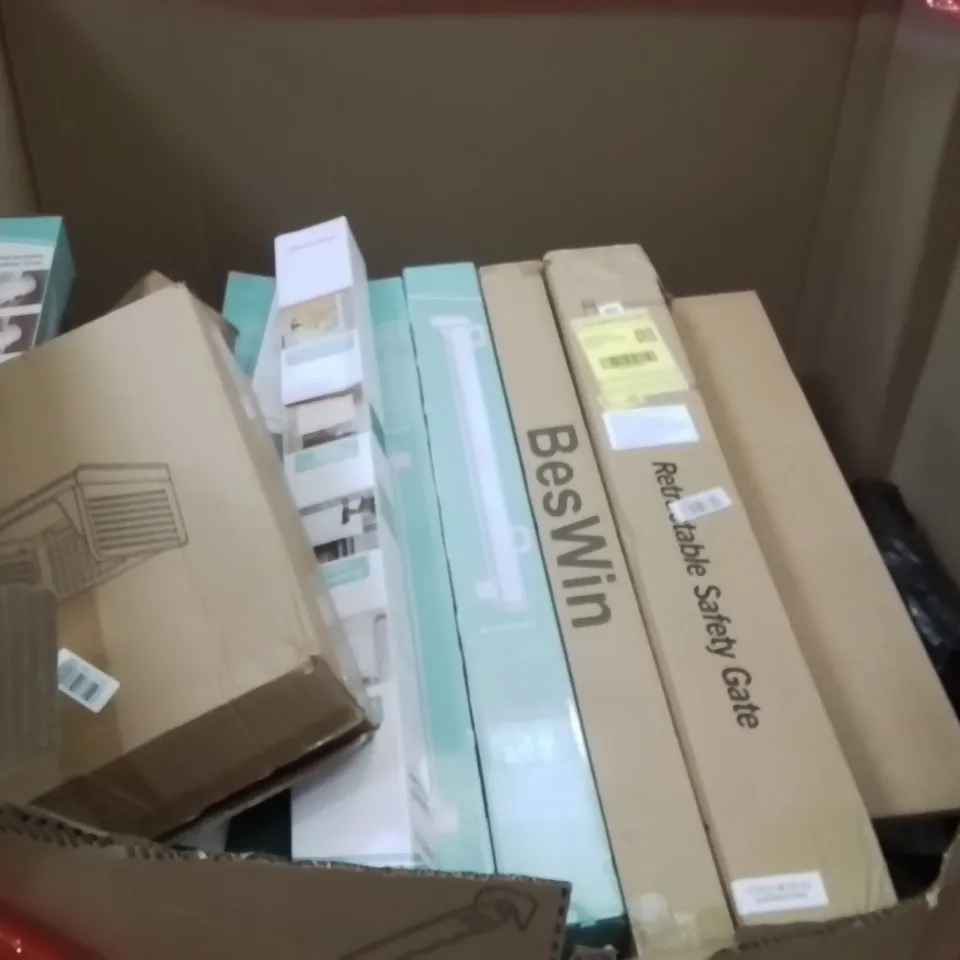 PALLET OF ASSORTED HOUSEHOLD GOODS AND PRODUCTS TO INCLUDE;LED BATHROOM MIRROR,WET FOOD FEEDER,BIKE