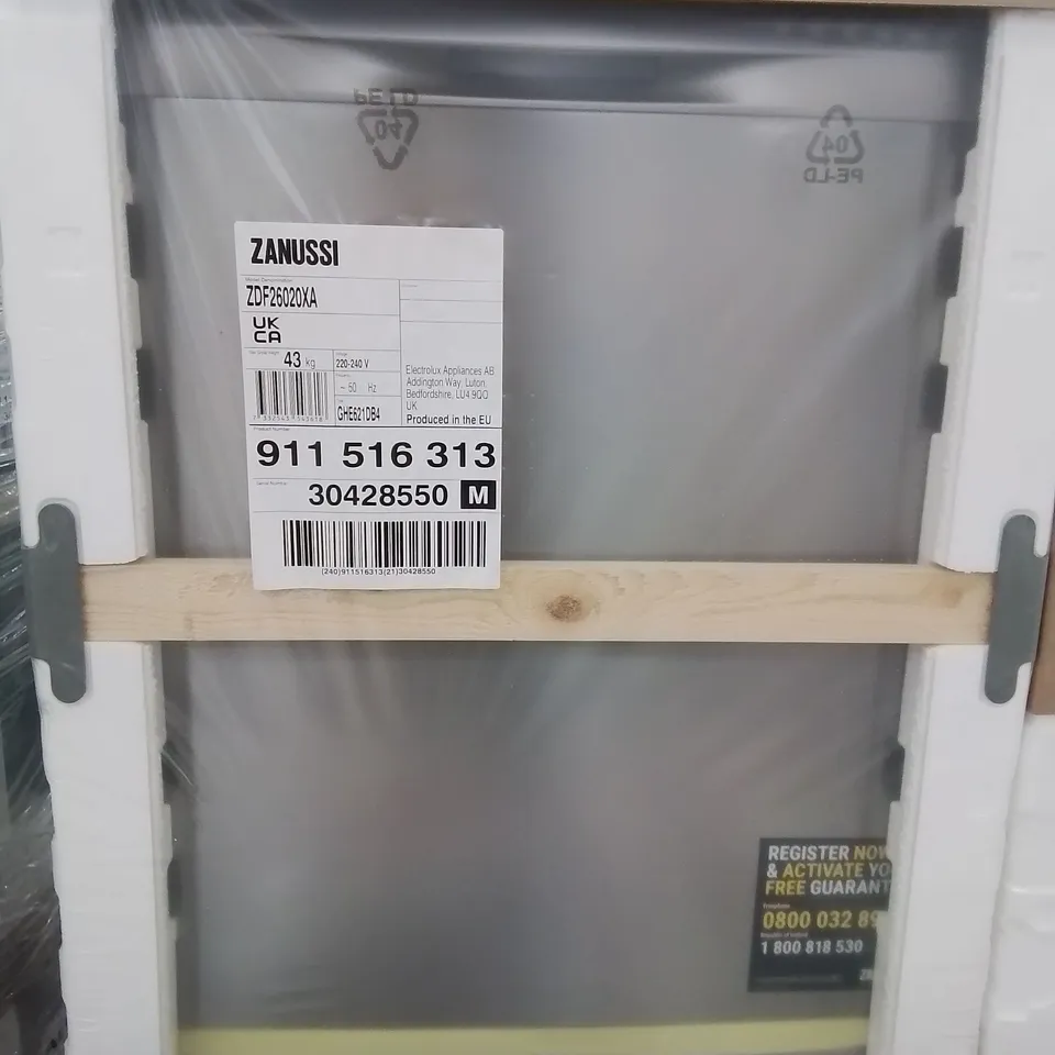 ZANUSSI 13-PLACE FREESTANDING DISHWASHER 5 PROGRAMMES CLASS E STAINLESS STEEL Model ZDF26020XA