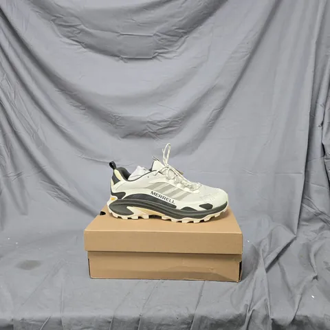 Merrell Sneakers – Light Grey/Off-White SIZE 11.5