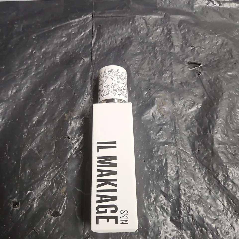 IL MAKIAGE SKIN FOUNDATION – SHADE 85/66 .