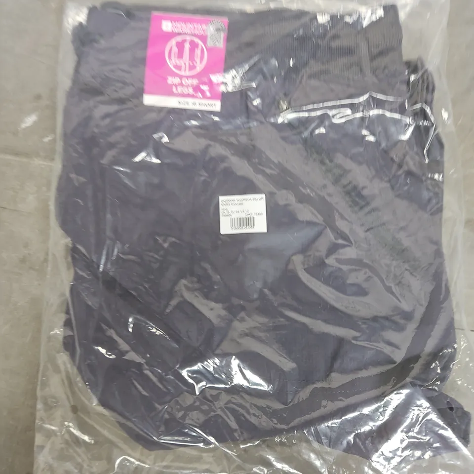 BAGGED MOUNTAIN WAREHOUSE EXPLORER WOMENS ZIP OFF SHORT TROUSERS IN NAVY - UK 16