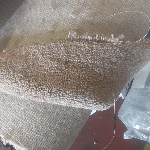 ROLL OF QUALITY CRESTA DIMENSION HEATHERS CARPET - APPROXIMATELY 4 x 2.25m