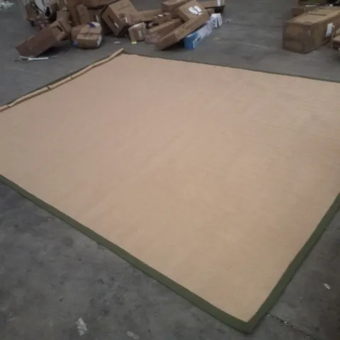 QUALITY DESIGNER AREA RUG APPROXIMATELY 300×390CM