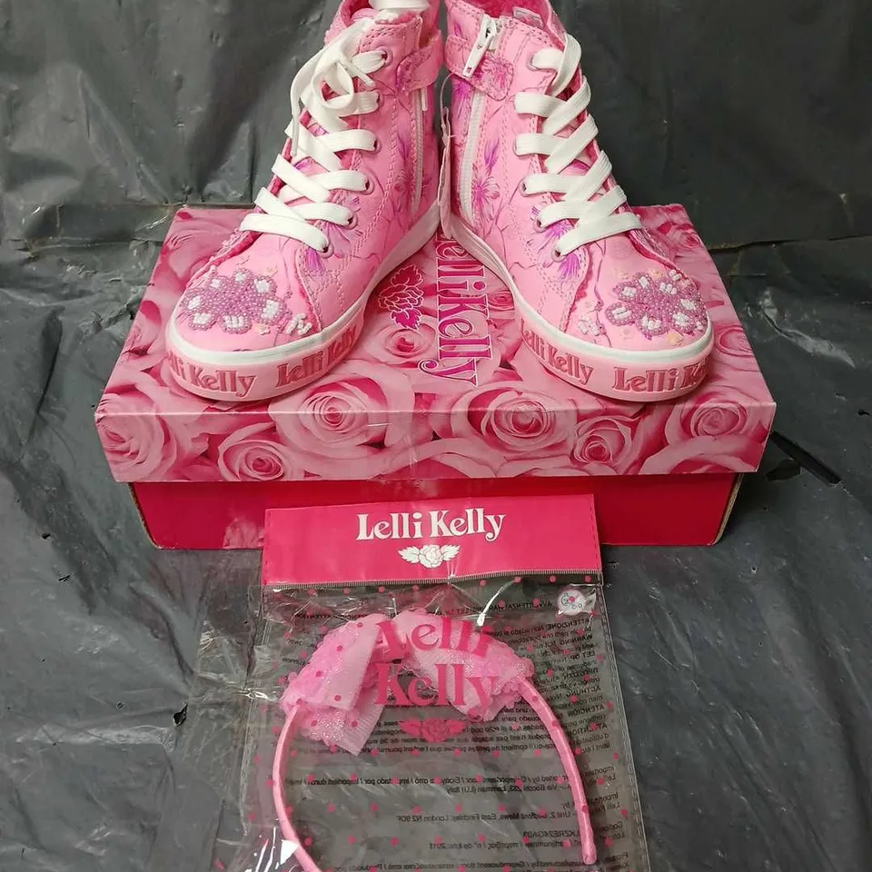 LELLI KELLY GIRLS FLEECE LINED SHOES PINK SIZE 31 WITH HEADBAND