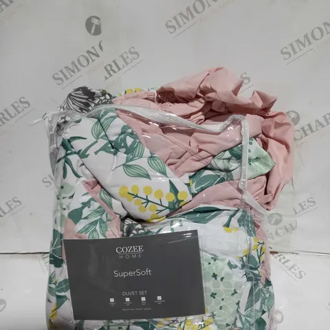 COZEE HOME SUPERSOFT BUTTERFLY PATTERN DUVET SET - SUPER KING