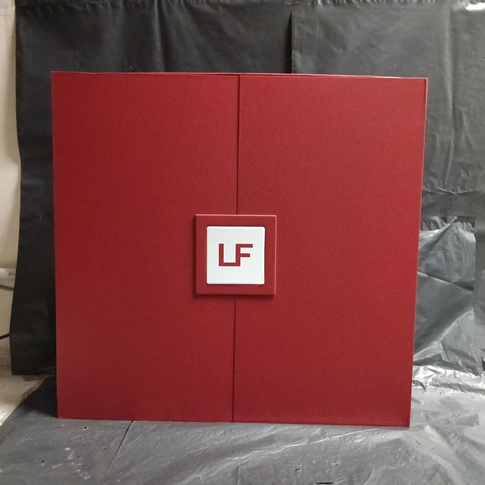 LOOK FANTASTIC BEAUTY ADVENT CALENDAR SET