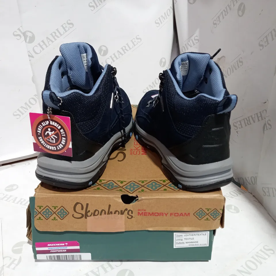 SKETCHERS NAVY WINTER PROOF BOOT - 6.5
