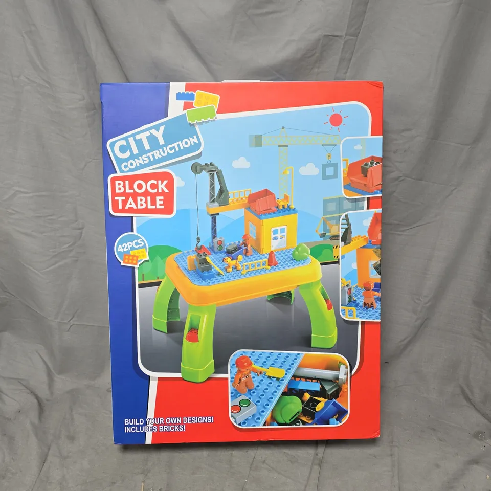 CITY CONSTRUCTION BLOCK TABLE – 42 PIECES