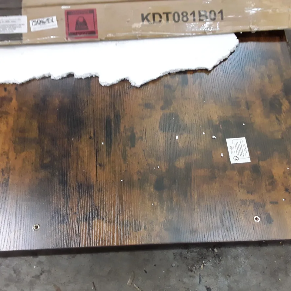 BOXED VASAGLE DINING TABLE