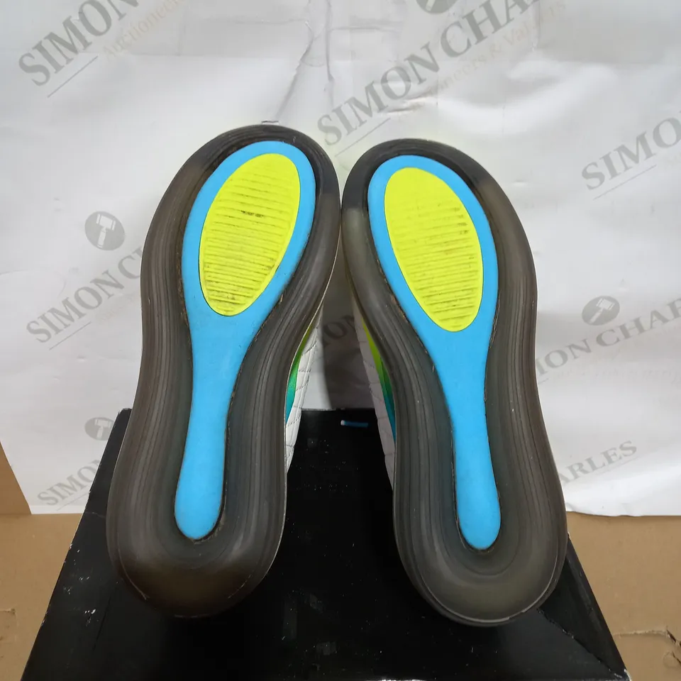 BOXED PAIR OF NIKE AIR MX-720-818 SIZE 4 