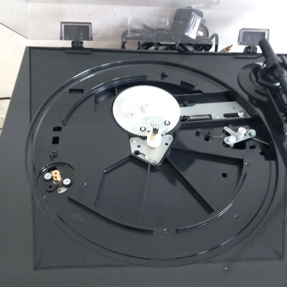 DENON DP300 BLACK RSEXC HIFI TURNTABLE