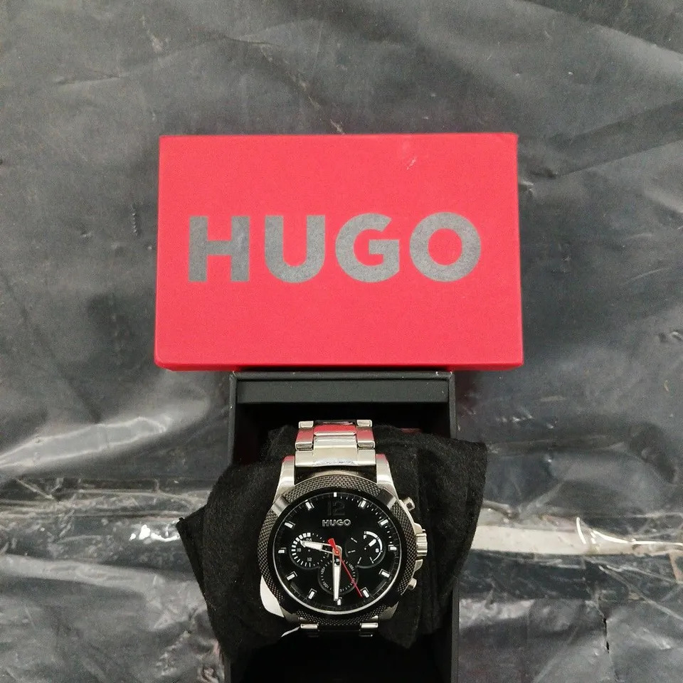 HUGO GENTS STAINLESS STEEL BRACELET WATCH