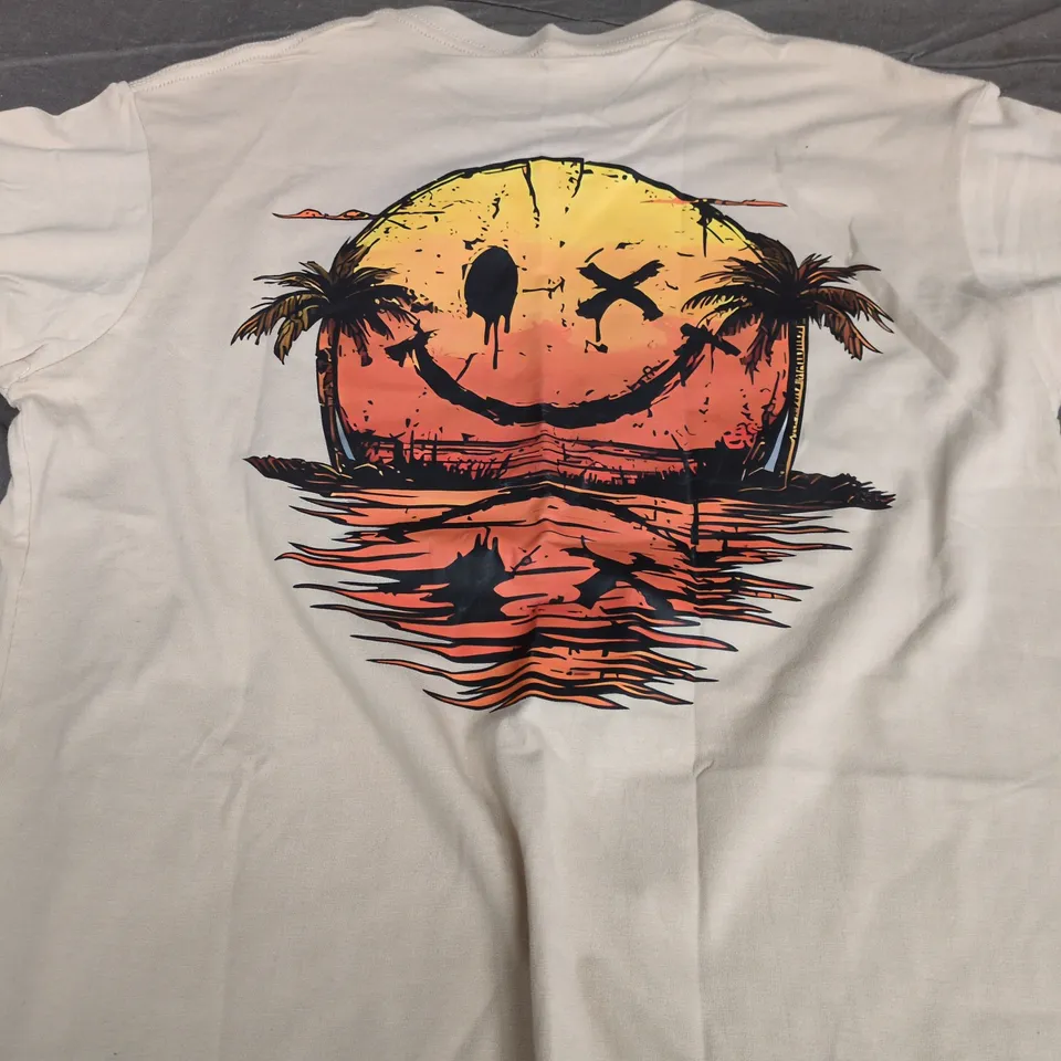 RELENTLESS WHITE T‑SHIRT WITH SUNSET PALM GRAPHIC – UK SIZE S