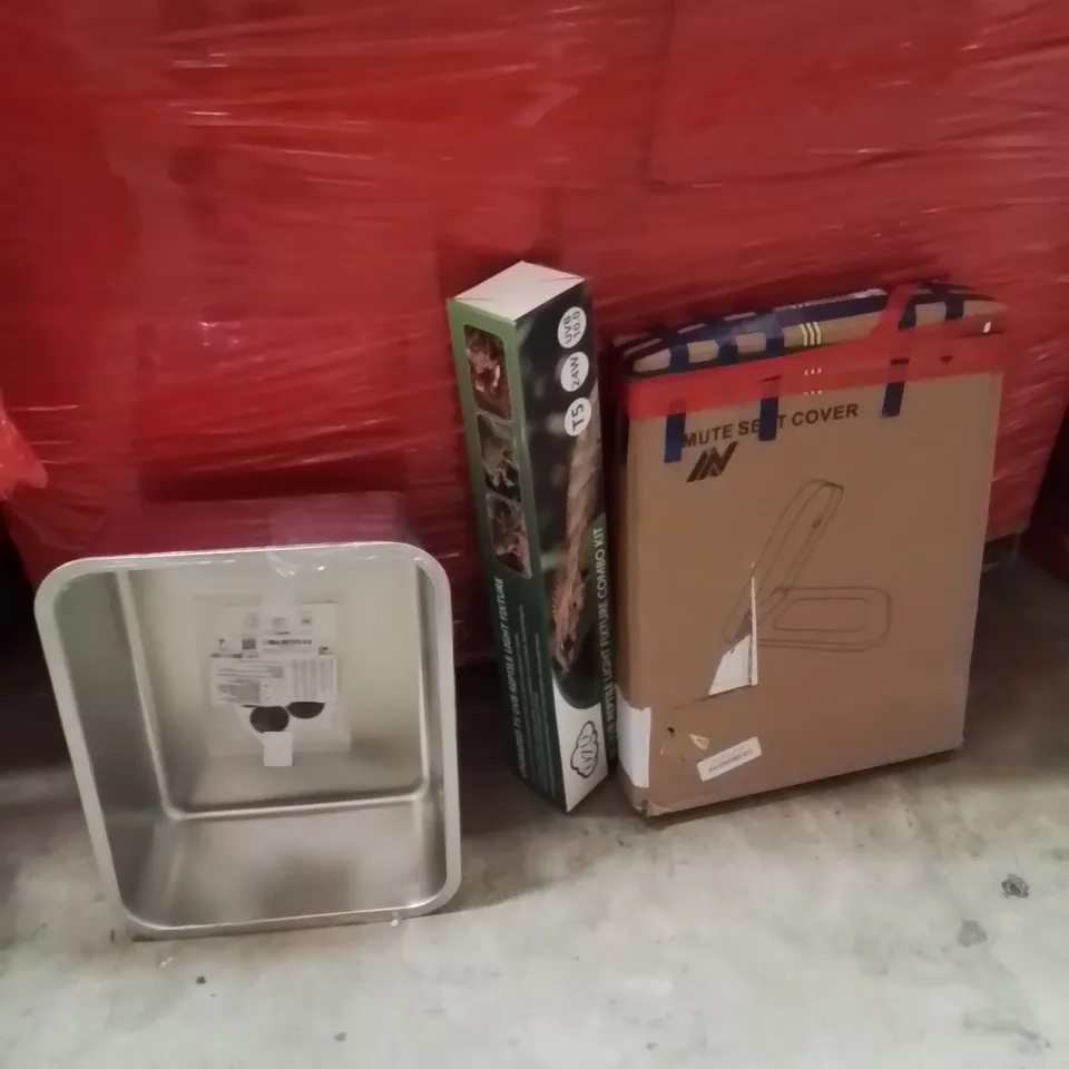 PALLET OF ASSORTED HOUSEHOLD GOODS AND PRODUCTS TO INCLUDE;TOILET SEAT COVER,CAT LITTER TRAY,REPTILE LED LIGHT