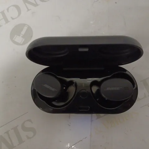 BOSE QUIETCOMFORT IN-EAR HEADPHONES, BLACK