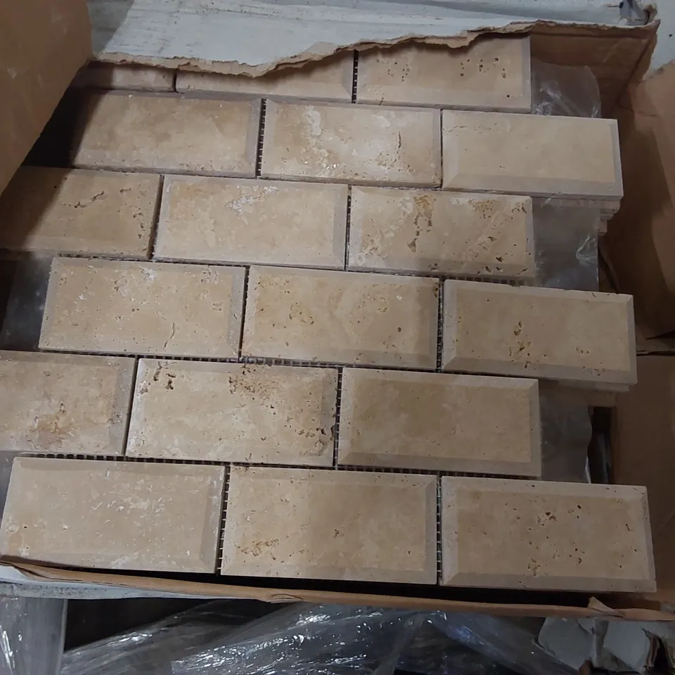 PALLET OF APPROXIMATELY 120 MOSAIC TILES - SIZE UNSPECIFIED 