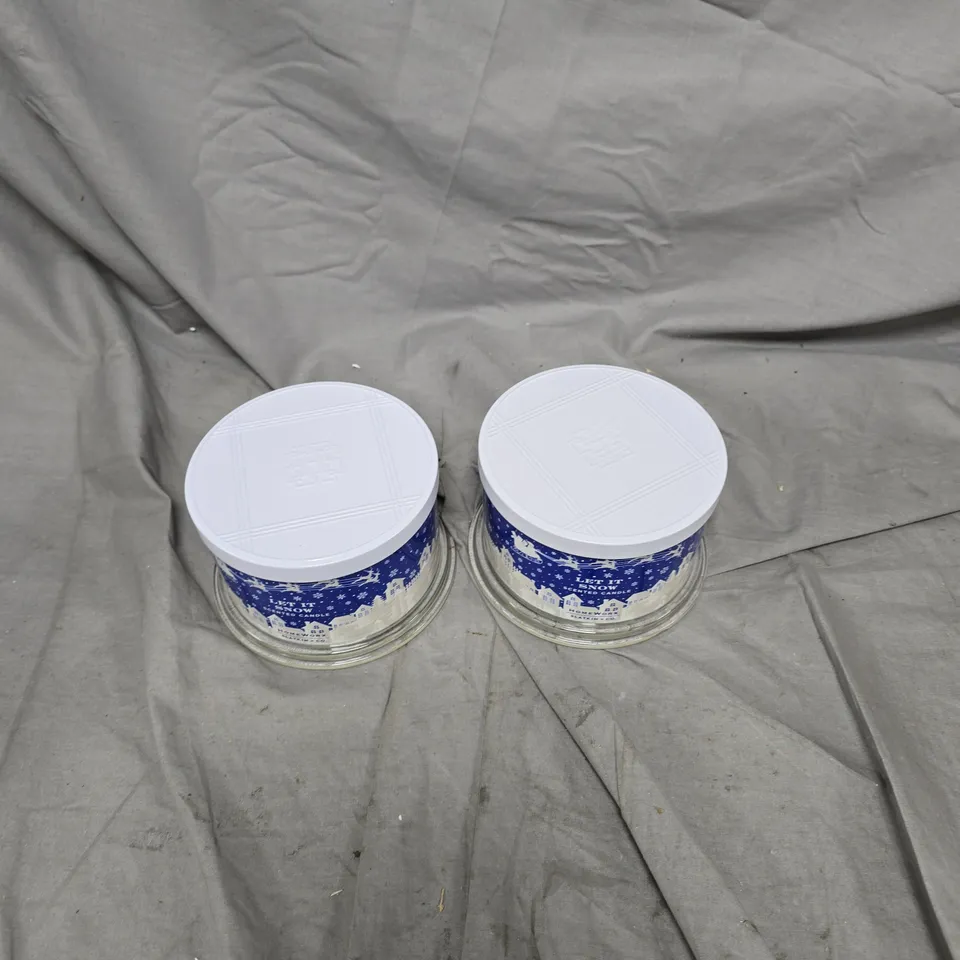 LET IT SNOW CANDLE JARS – TWO-PACK, BLUE WINTER VILLAGE LABEL HOMEWORX BY SLATKIN + CO. SET OF 2 18OZ. THE NORTH POLE 4 WICK CANDLES