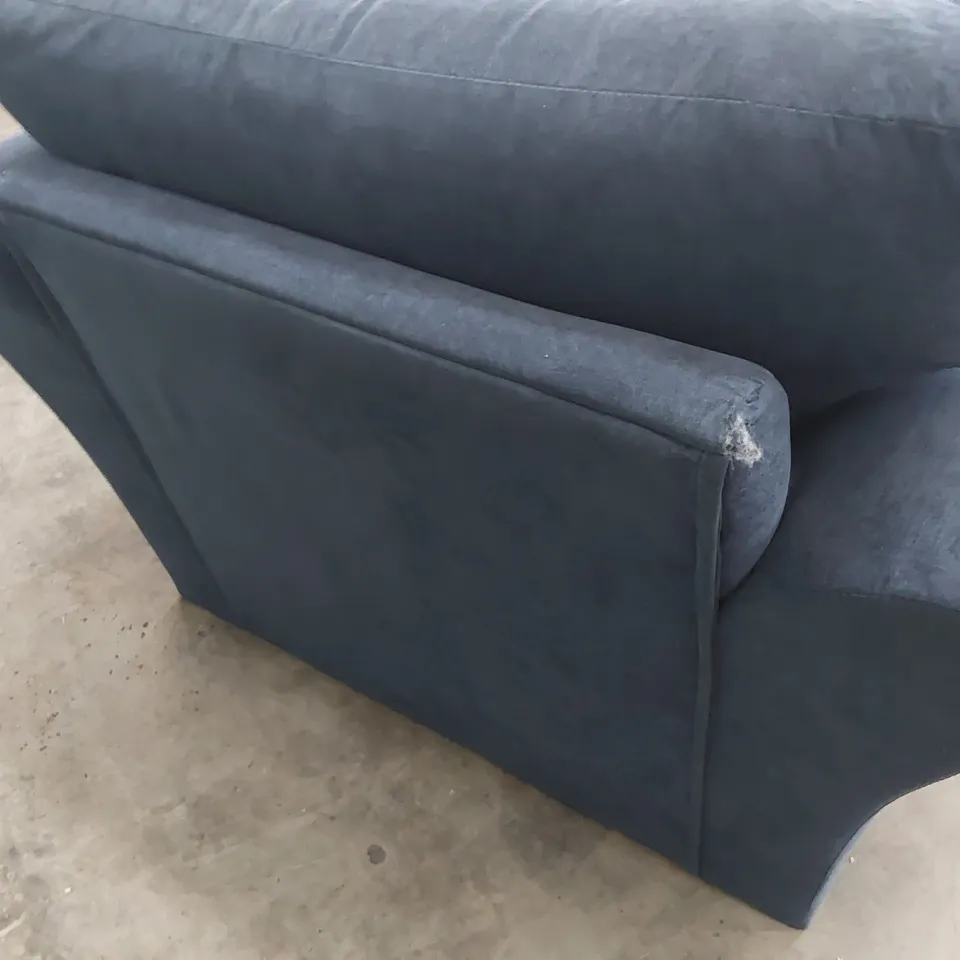 DESIGNER EASY CHAIR BLUE PLUS FABRIC 