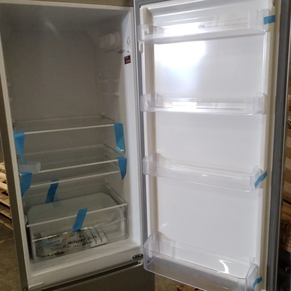 RUSSELL HOBBS FREESTANDING FRIDGE FREEZER IN SILVER - UNPROCESSED RAW RETURN
