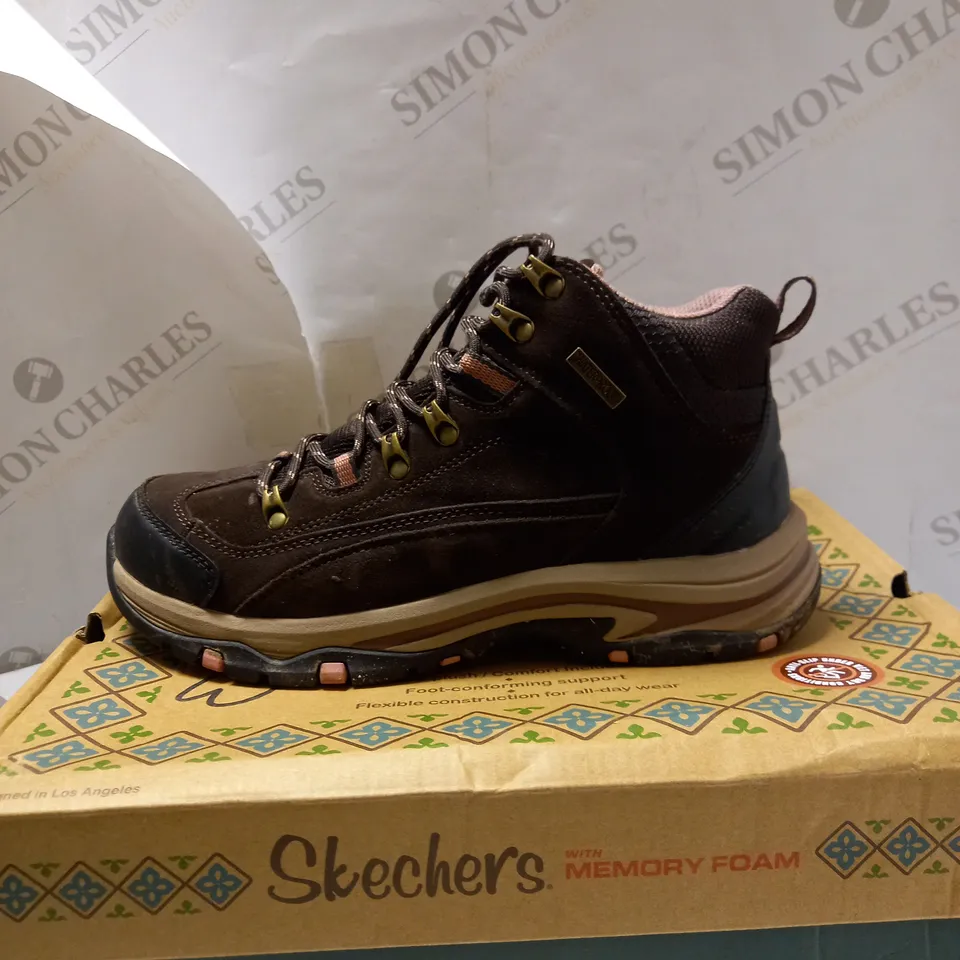SKECHERS ALPH CHOCOLATE BROWN WATERPROOF BOOTS - SIZE 6.5