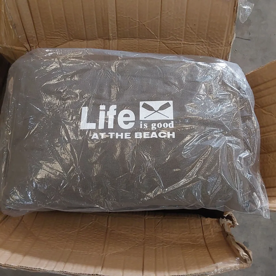 BOX OF APPROX 8 X 'LIFE IS GOOD AT THE BEACH' CUSHIONS // SIZE: 45 X 45cm