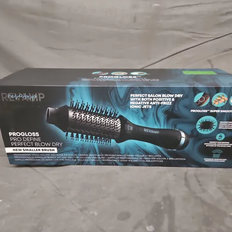 BOXED REVAMP PROFESSIONAL PROGLOSS PRO DEFINE PERFECT BLOW DRY DR-1950A-eu