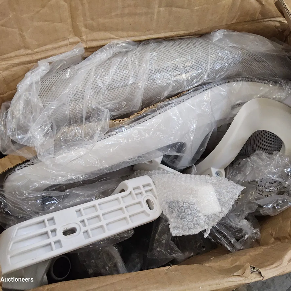  BOXED MESH OFFICE CHAIR WHITE/GREY