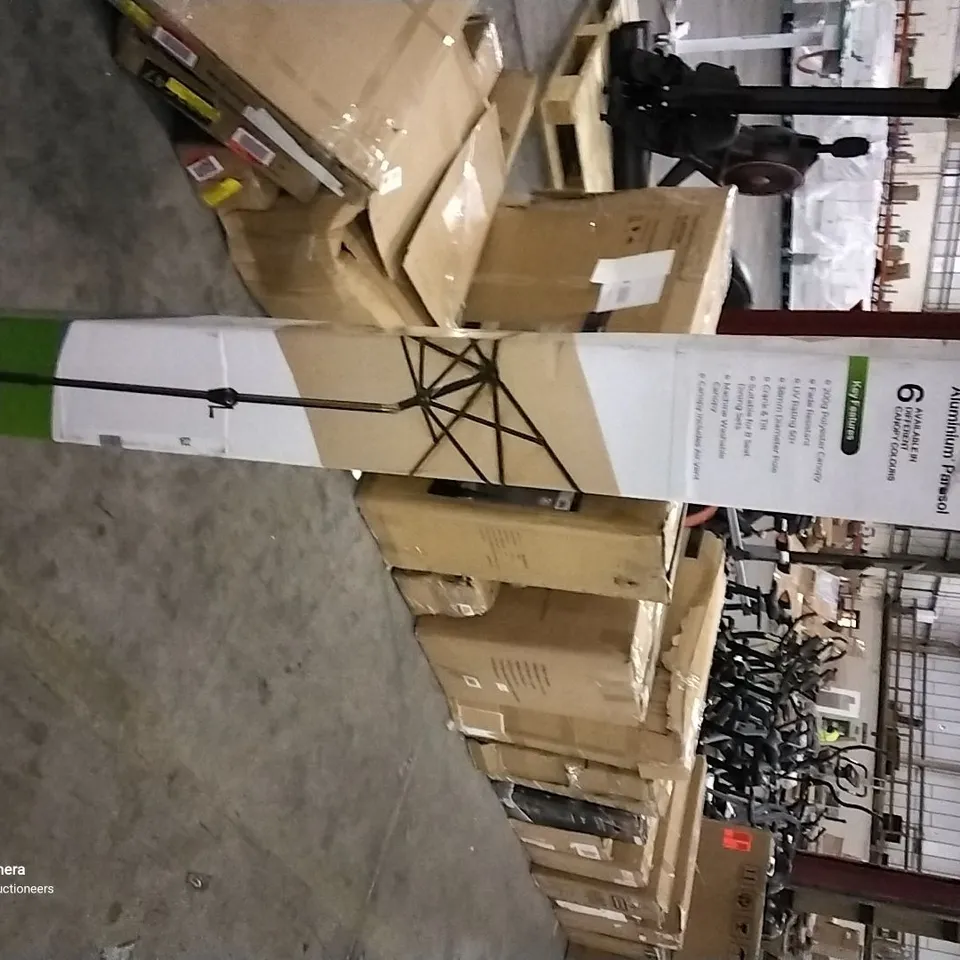 BOXED MANDEL 3M TRADITIONAL PARASOL