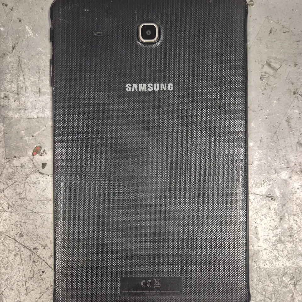 SAMSUNG GALAXY TAB E SM-T560