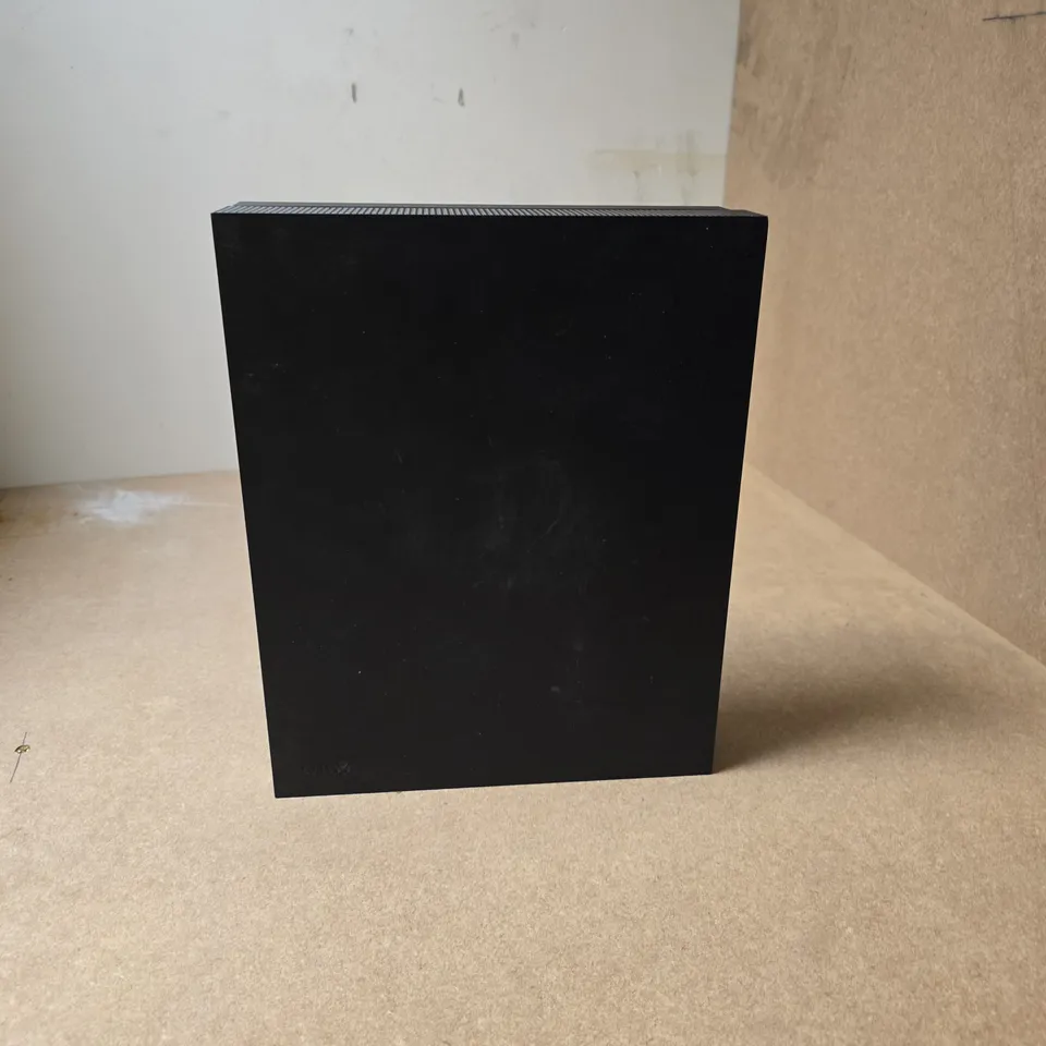 XBOX ONE X CONSOLE (BLACK)