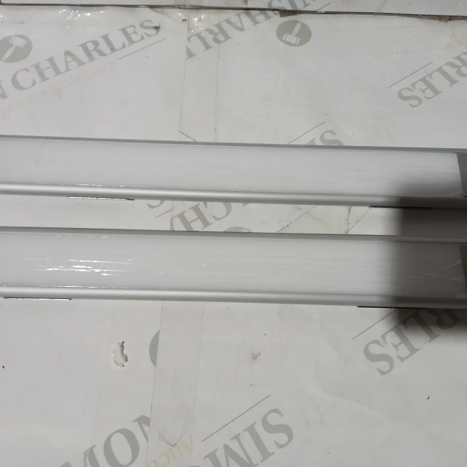 SFIXX SET OF 2 USB RECHARGEABLE MOTION SENSOR LIGHTS