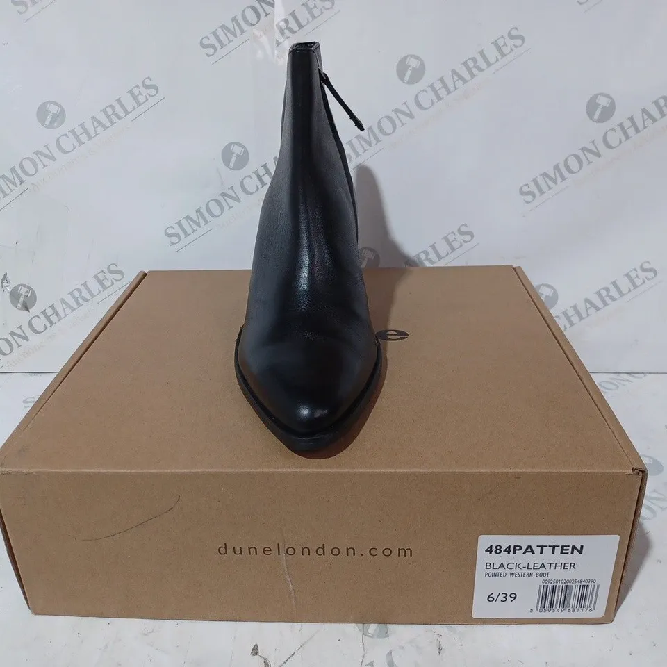 BOXED PAIR OF DUNE LONDON POINTED TOE LOW BLOCK HEEL ANKLE BOOTS IN BLACK SIZE 6