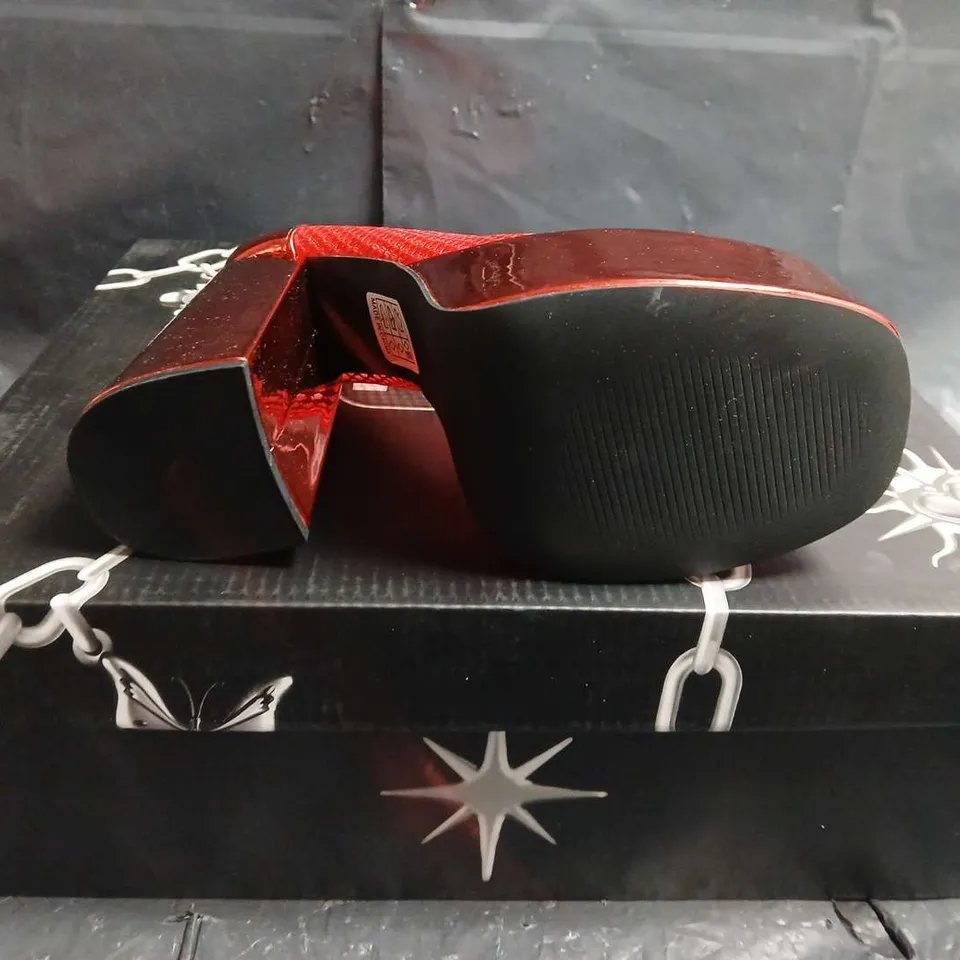 BOXED PAIR OF KOI REGULAR FRANKIE FAN FISHNET PLATFORM HEELS - UK SIZE 4 