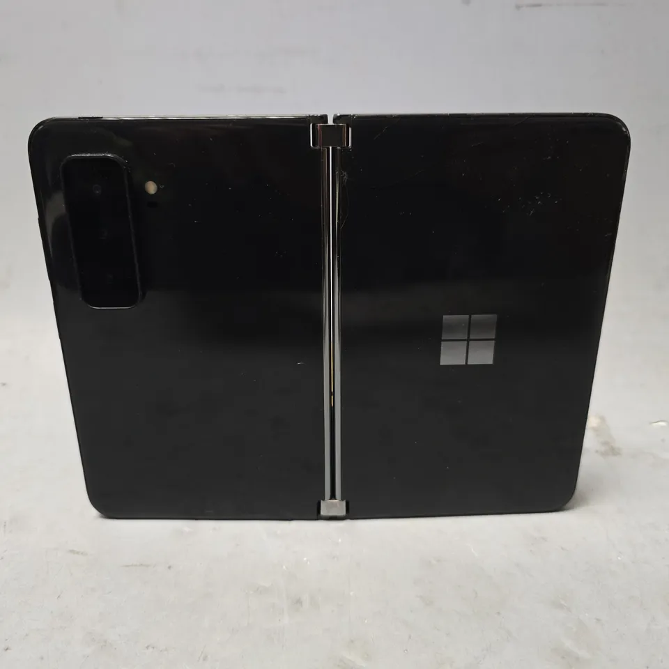 MICROSOFT SURFACE DUO