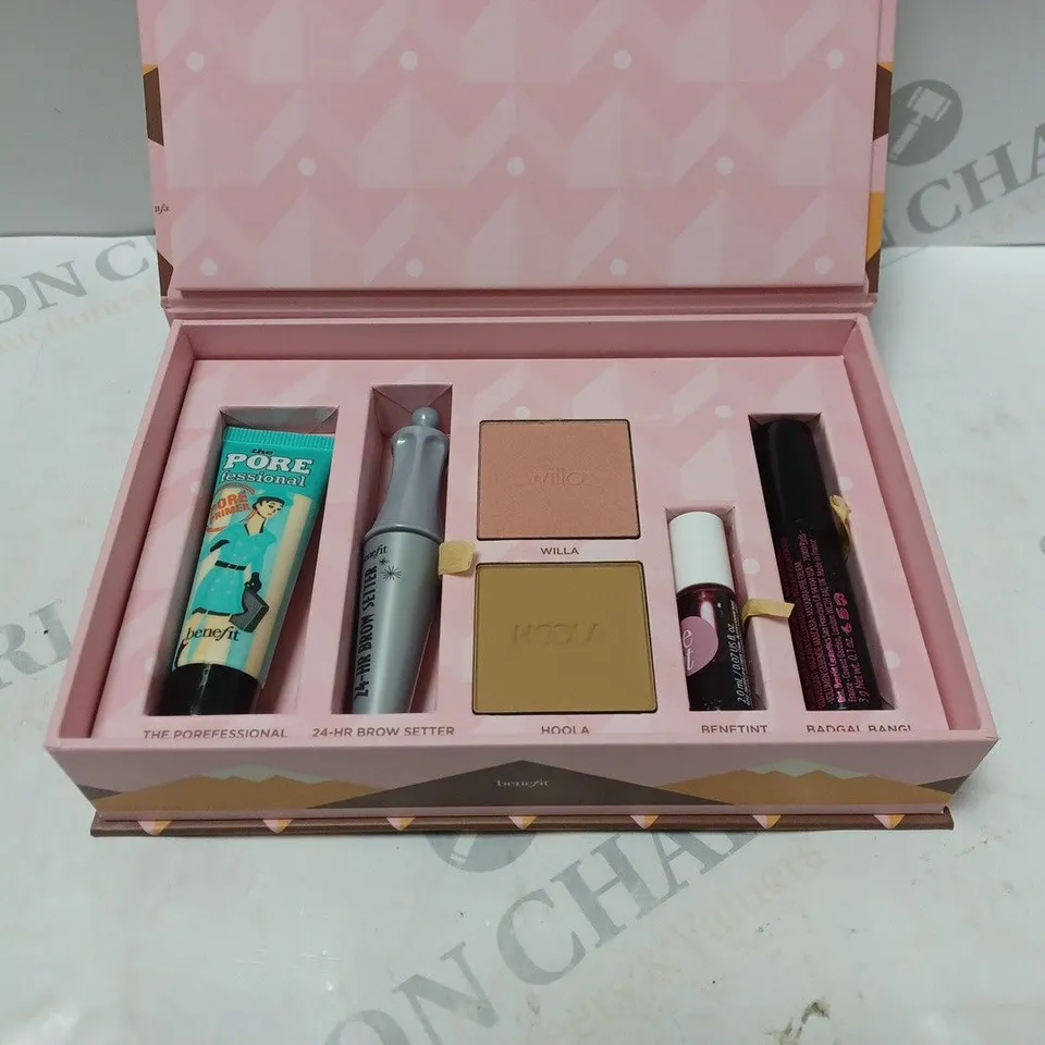 BOXED BENEFIT MOST WONDERFUL MINIS COMPLETE BEAUTY KIT FOR BROWS, FACE, LIPS & LASHES