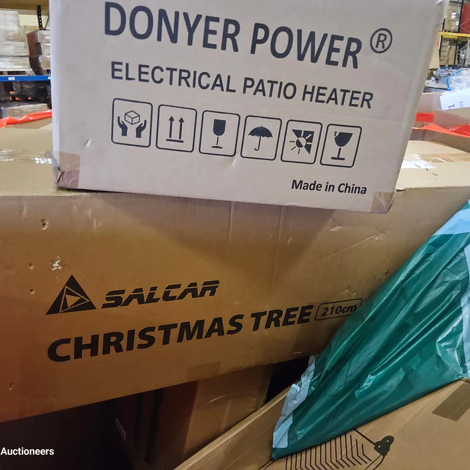 PALLET OF ASSORTED ITEMS TO INCLUDE, SHOWER CADFY, CHRISTMAS TREE, ELECTRIC PATIO HEATER, SUITCASE.