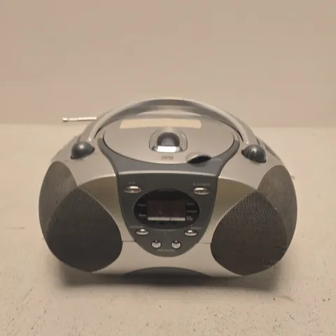 DURABRAND CD-1095 PORTABLE CD PLAYER