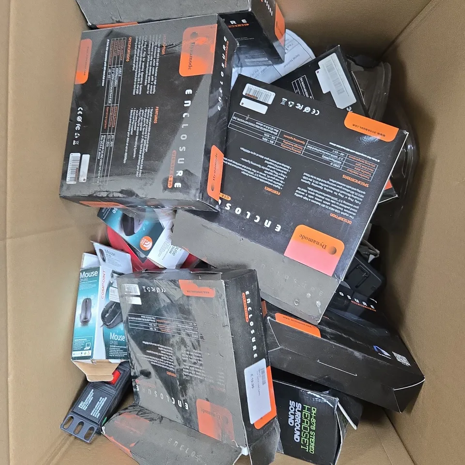 APPROXIMATELY 20 ASSORTED ELECTRICAL PRODUCTS TO INCLUDE ENCLOSURES, HEADSETS ETC - COLLECTION ONLY 