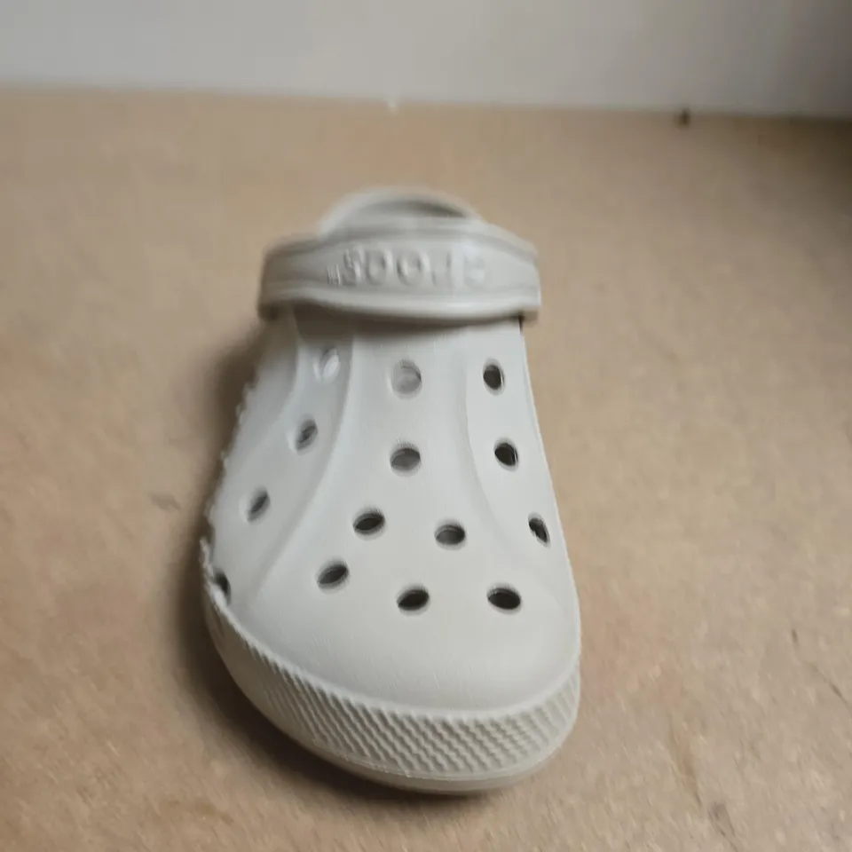 CROCS KIDS' WHITE CLOGS WITH BACKSTRAP - SIZE UNSPECIFIED