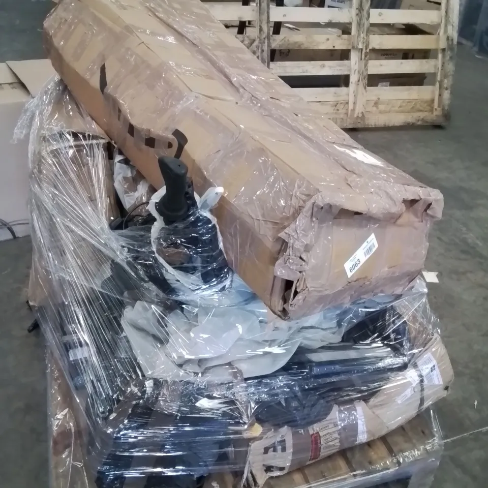 PALLET CONTAINING VARIOUS ASSORTED INCOMPLETE EXERCISE EQUIPMENT AND OTHER HOUSEHOLD ITEMS
