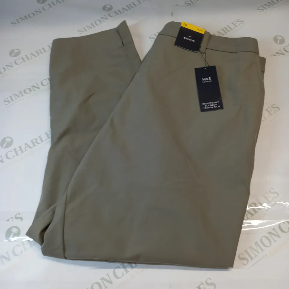 M&S COLLECTION CHINOS IN SOFT KHAKI SIZE 16S