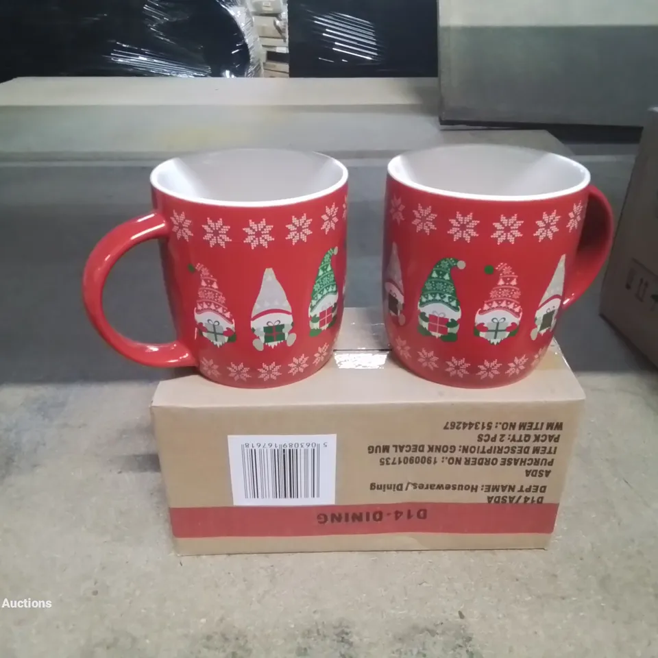 4 BOXES OF 2 CHRISTMAS DESIGN MUGS