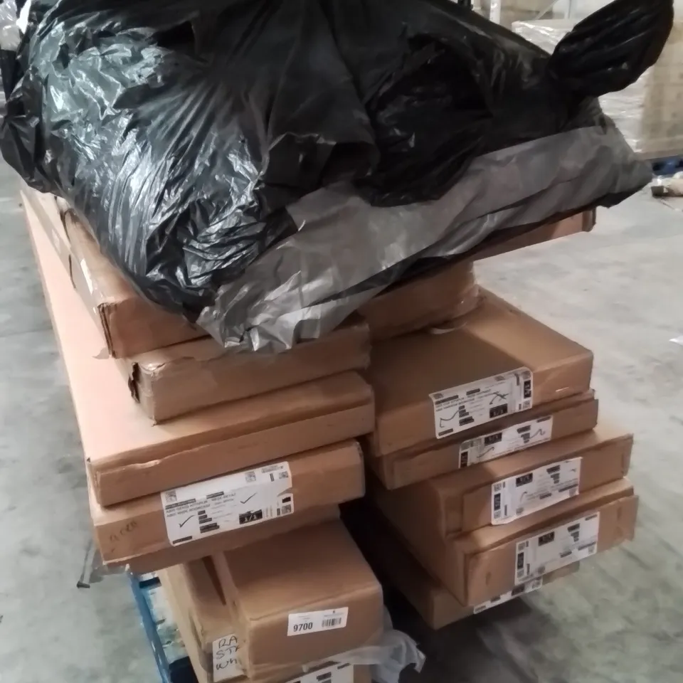 PALLET OF ASSORTED BOXED FURNITURE AND FURNITURE PARTS
