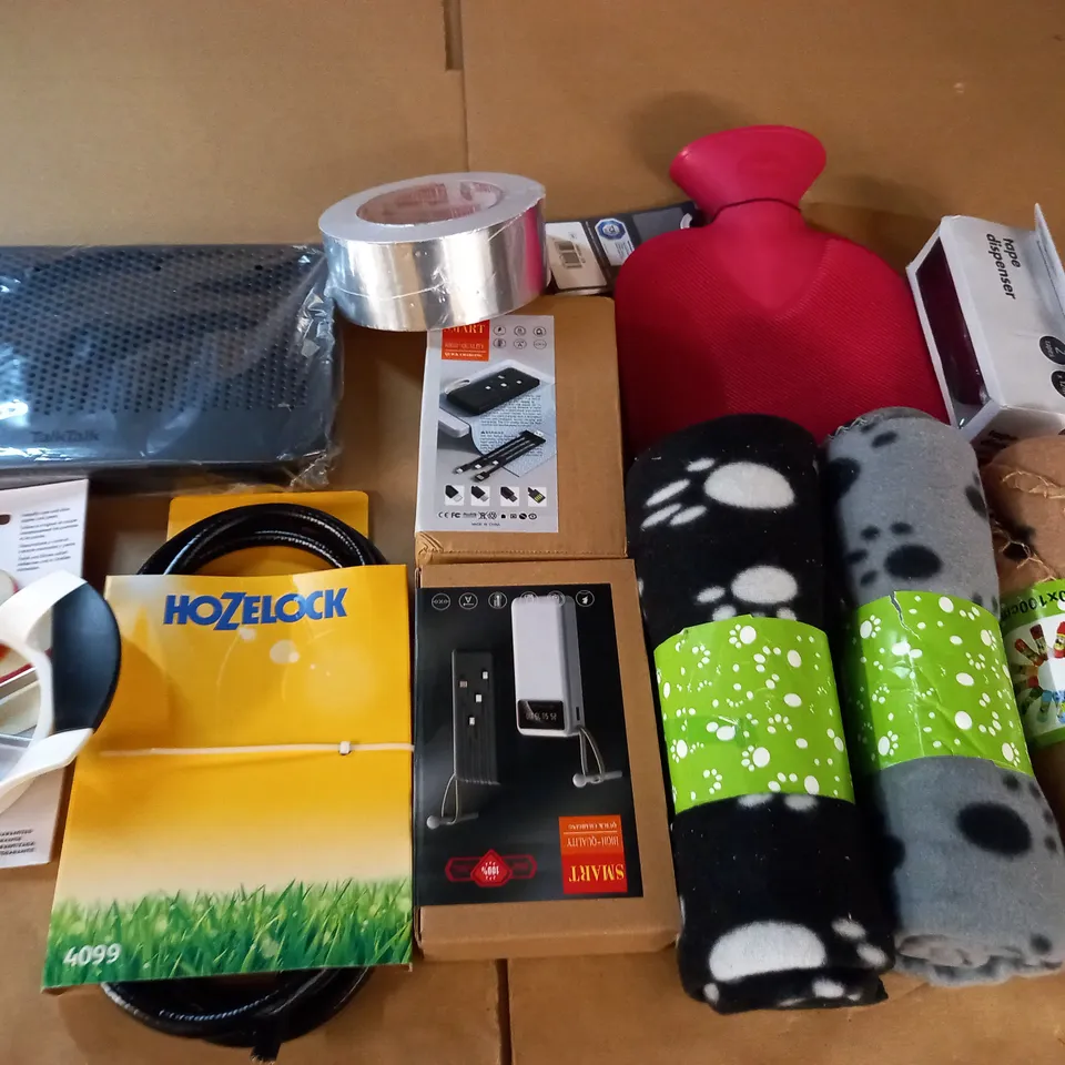 lot of 11 assorted household items