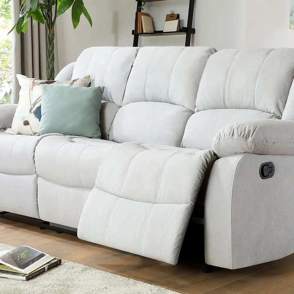BOXED DESIGNER DAKOTA DOVE GREY PLUSH FABRIC 3 SEATER RECLINER SOFA (1 BOX)