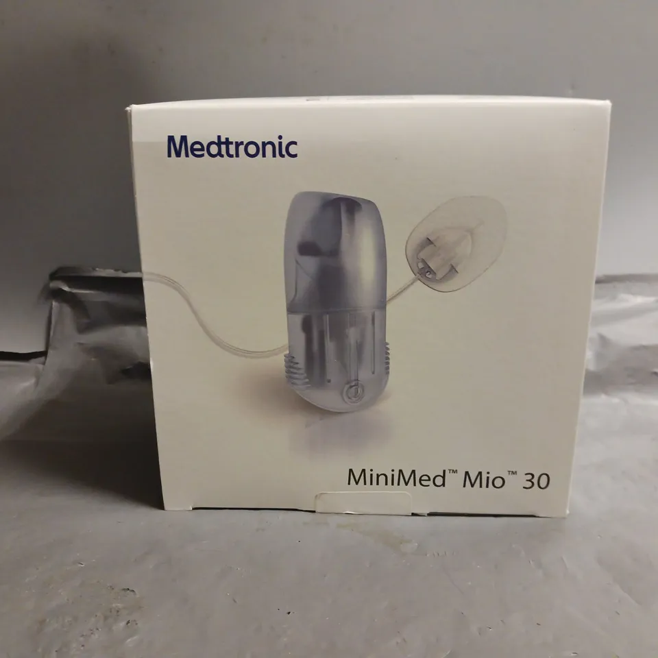 BOXED MEDTRONIC MINI MED MIO 30 